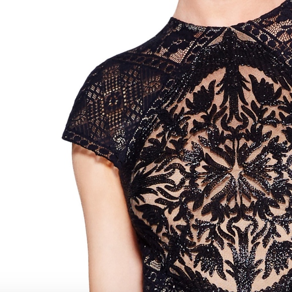 Tadashi Shoji Lace BRIDGETTE GOWN Size 14 - Picture 2 of 3